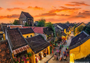 Vietnam Travel Guide: Hanoi - Halong Bay - Nha-Trang - Hochi-Minh City